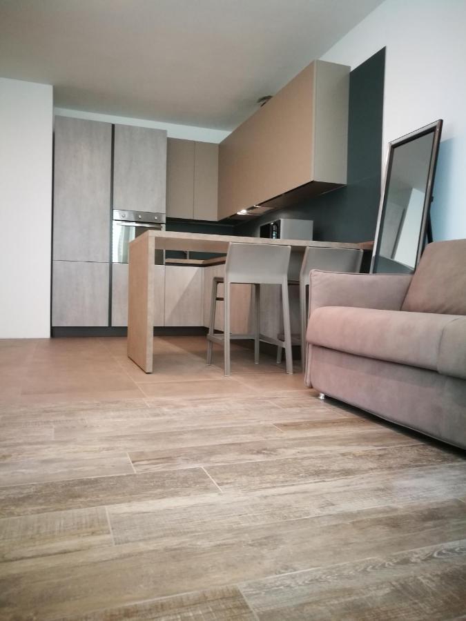 Suite Laura - Torri Del Benaco Dış mekan fotoğraf